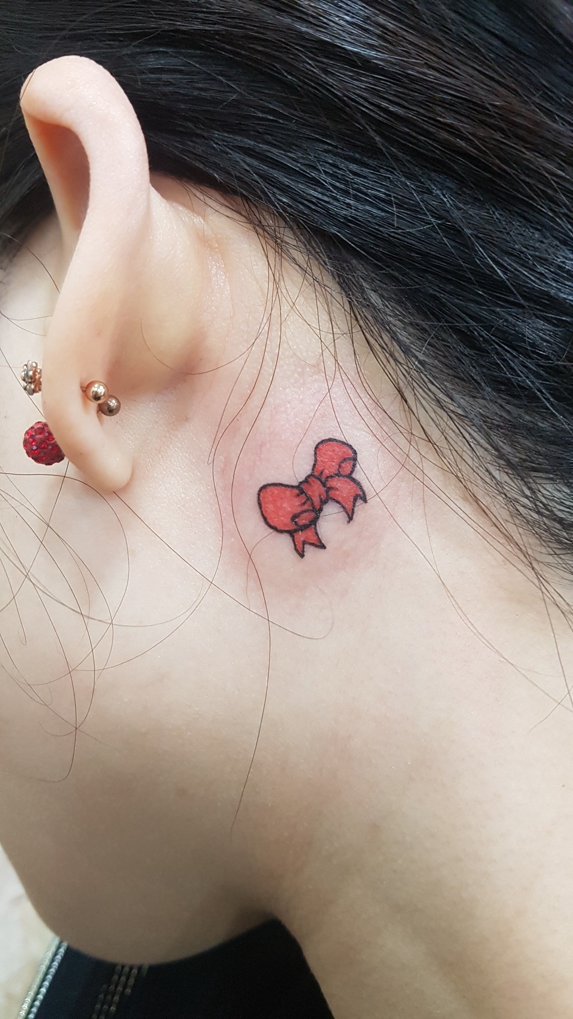 [우정의 기록] 친구들과 함께한 미니 컬러 타투