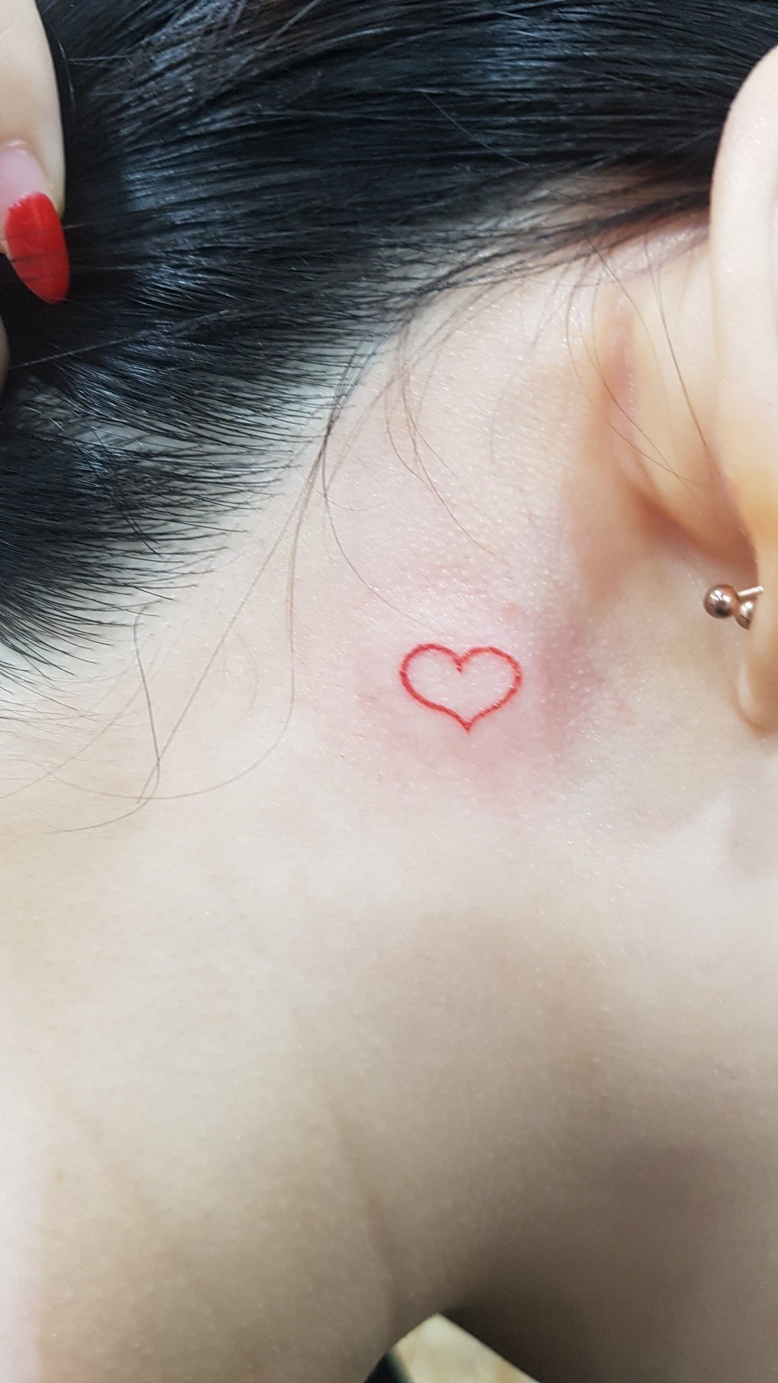 [우정의 기록] 친구들과 함께한 미니 컬러 타투 - 이미지 4